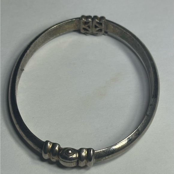 Elegant Silver 925 Thailand Bangle Bracelet - Picture 1 of 7